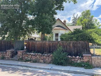 110 Chestnut St, Colorado Springs, CO 80905