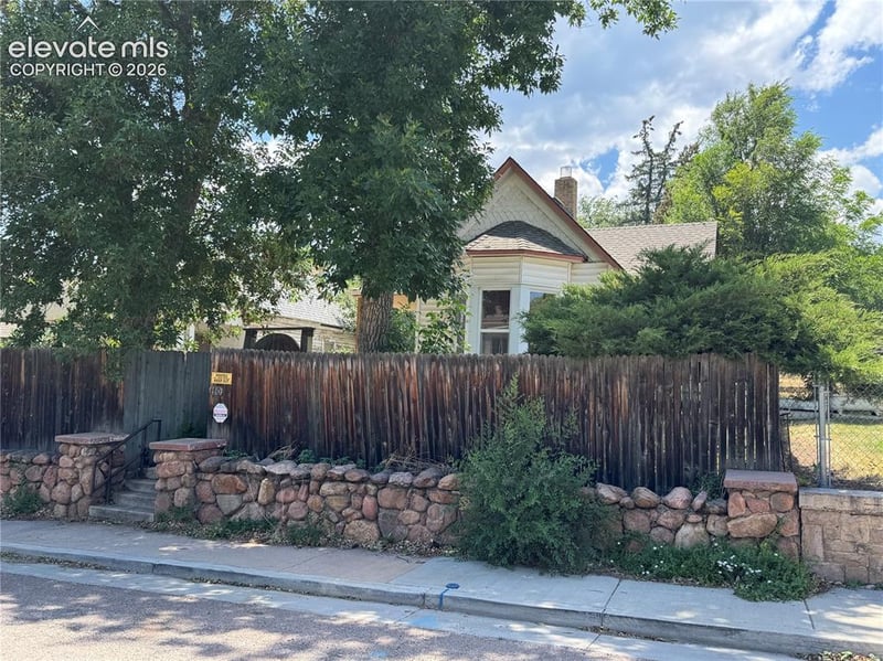 110 Chestnut St, Colorado Springs, CO 80905