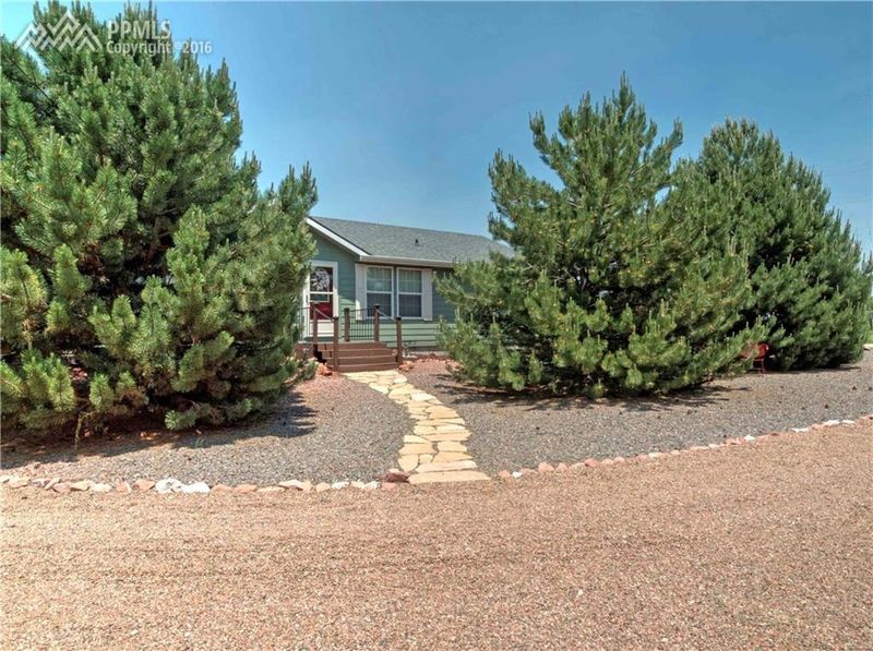 1101 Liptrap St, Simla, CO 80835