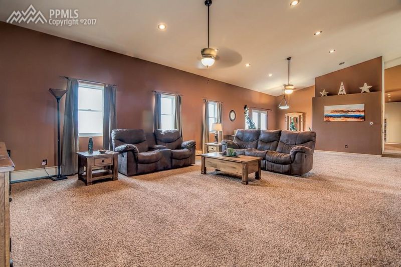 11010 Mcclelland Rd, Calhan, CO 80808