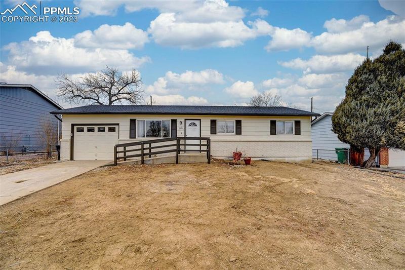 1102 Cambridge Ave, Colorado Springs, CO 80906