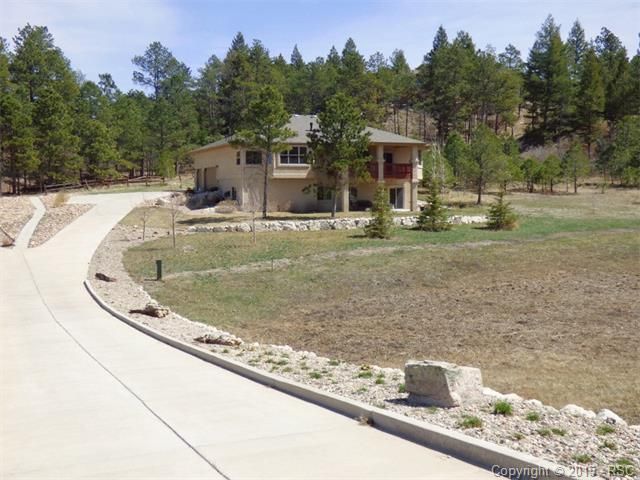 1102 Greenland Forest Dr, Monument, CO 80132