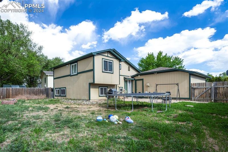 1102 Keith Dr, Colorado Springs, CO 80916