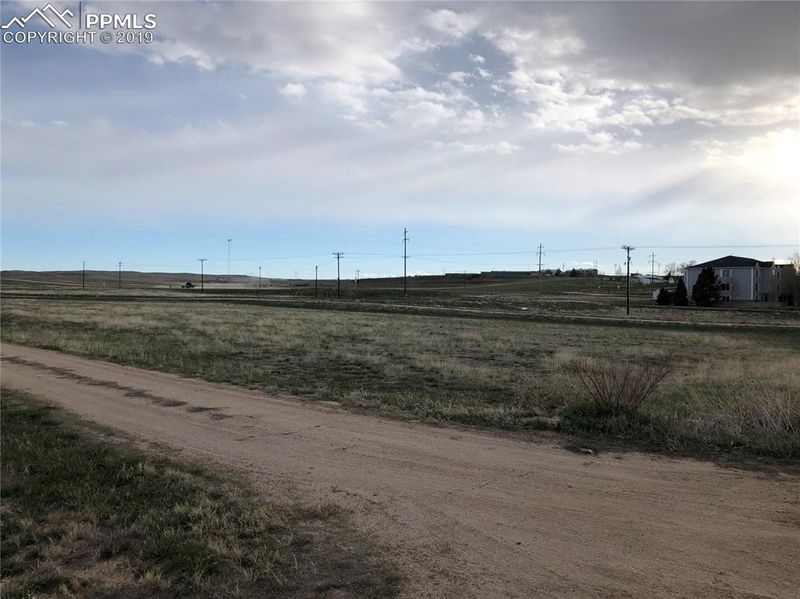 1102 Liptrap St, Simla, CO 80835