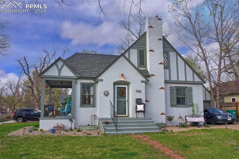 1102 Monument St, Colorado Springs, CO 80903