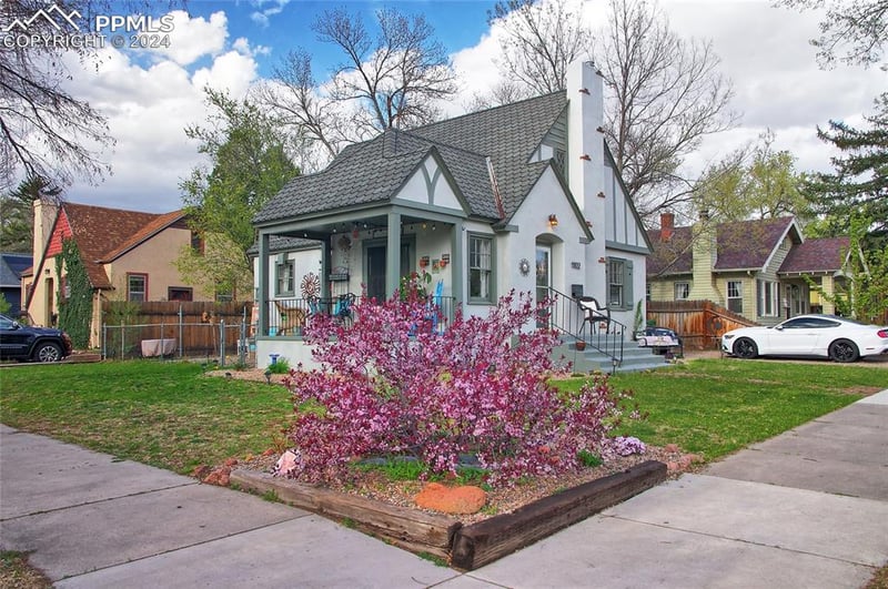 1102 Monument St, Colorado Springs, CO 80903