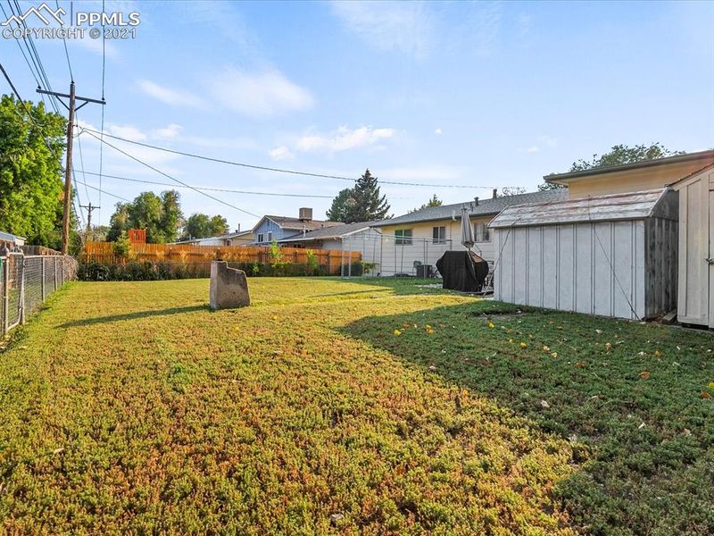 1103 Fosdick Dr, Colorado Springs, CO 80909