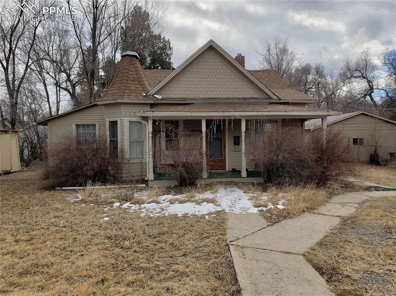1105 E Boulder St, Colorado Springs, CO 80903