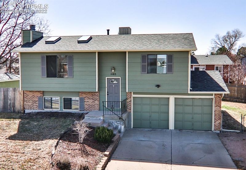 1105 Jet Wing Dr, Colorado Springs, CO 80916