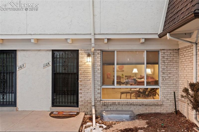 1105 S Monaco Pw, Denver, CO 80224