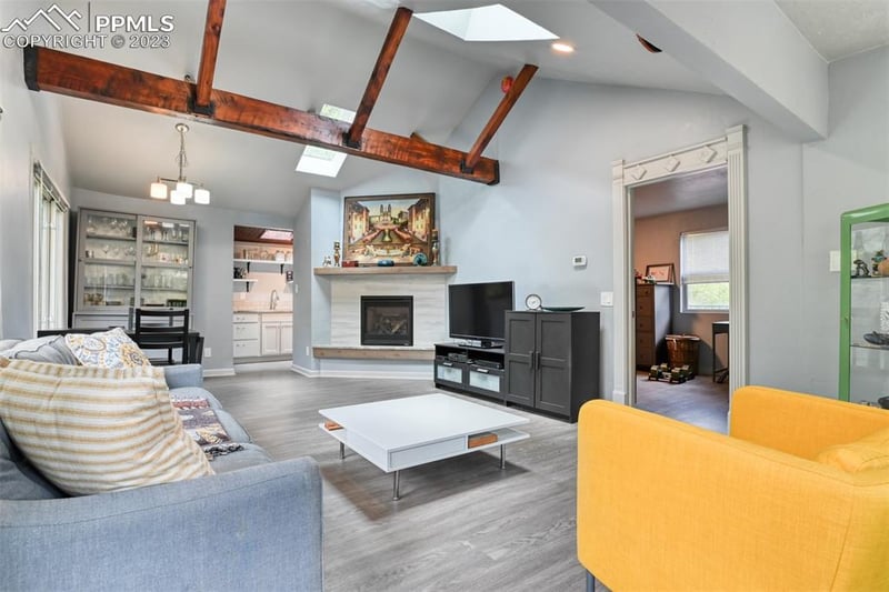 11050 Belvidere Ave, Green Mountain Falls, CO 80819