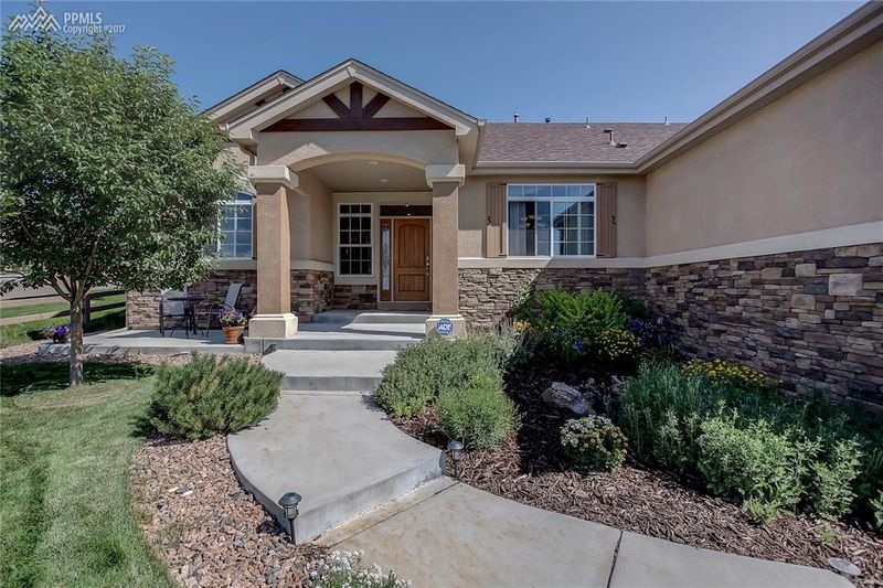 1106 Spectrum Loop, Colorado Springs, CO 80921