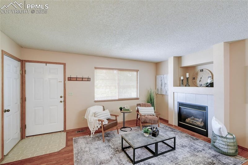 1107 Grinde Dr, Fountain, CO 80817