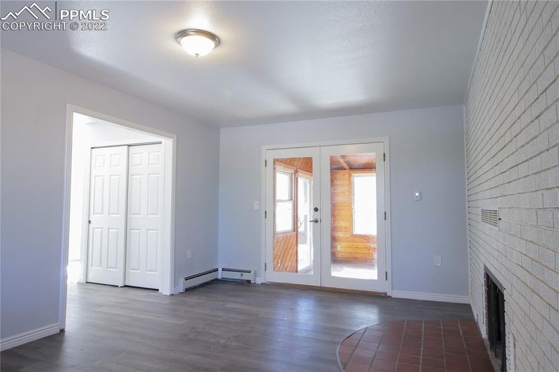 111 Chamberlin Ave, Colorado Springs, CO 80906