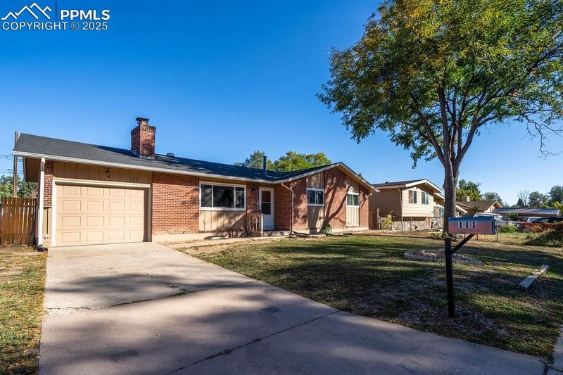 111 Dartmouth St, Colorado Springs, CO 80911