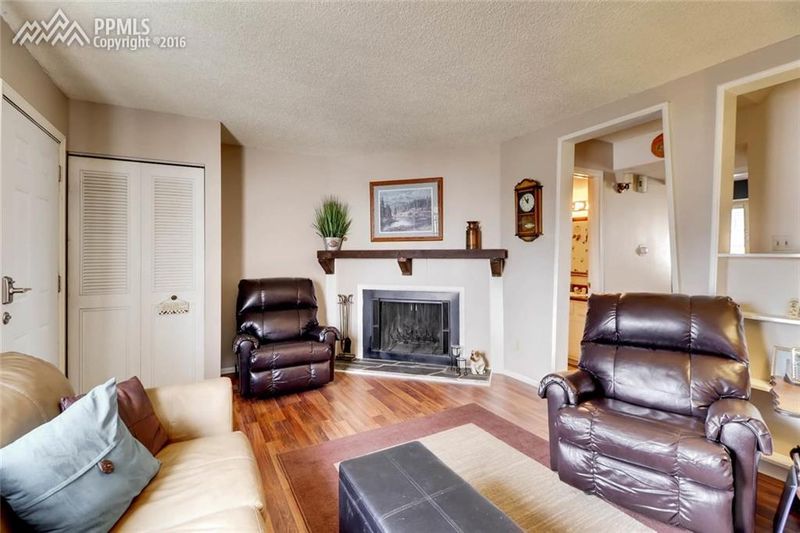 1110 Delaware Dr, Colorado Springs, CO 80909