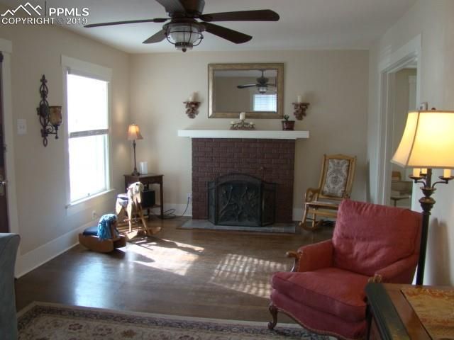 1112 Custer Ave, Colorado Springs, CO 80903