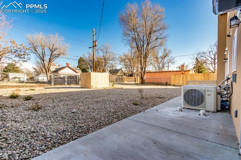 1114 Cypress St, Pueblo, CO 81004