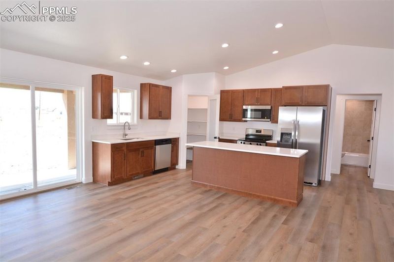 1115 N Knotty Pine Ln, Pueblo, CO 81007