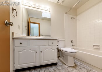 1118 War Eagle Ct, Colorado Springs, CO 80919