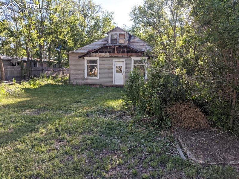 112 S Cedar St, Ramah, CO 80832