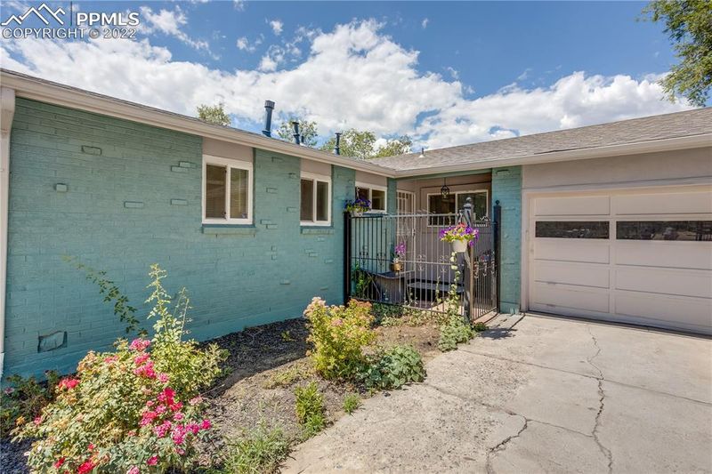 112 Harvard St, Colorado Springs, CO 80911