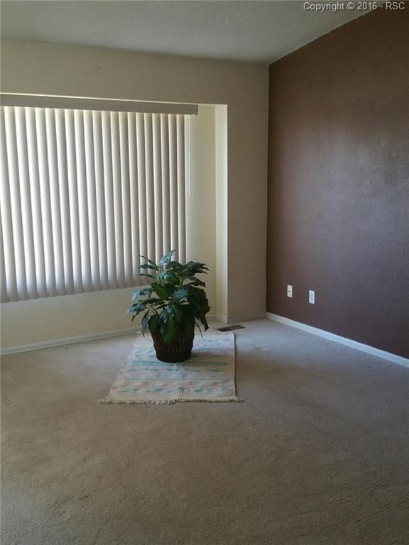 112 Yearling Ct, Fountain, CO 80817