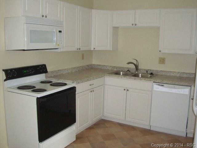 1120 Cambridge Ave, Colorado Springs, CO 80906