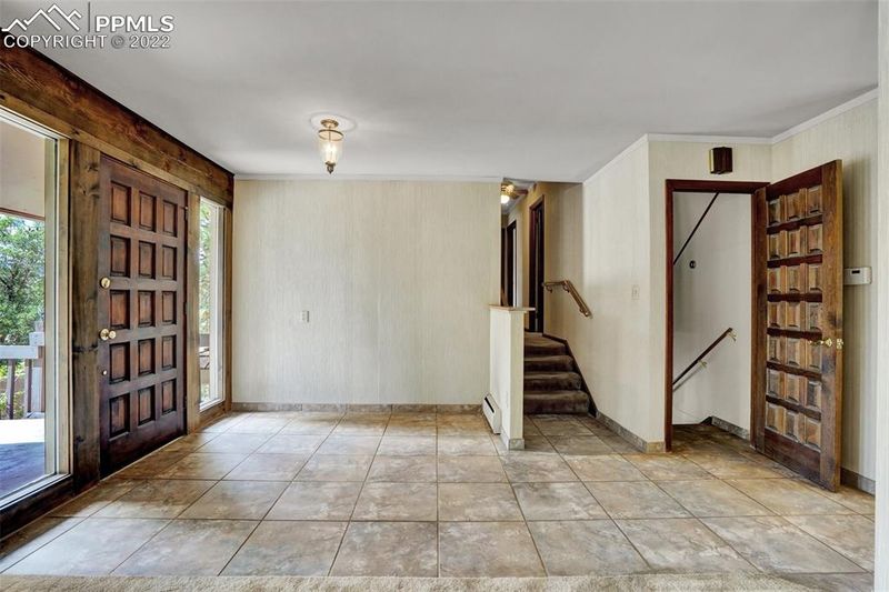 1120 Eagle Rock Rd, Colorado Springs, CO 80918