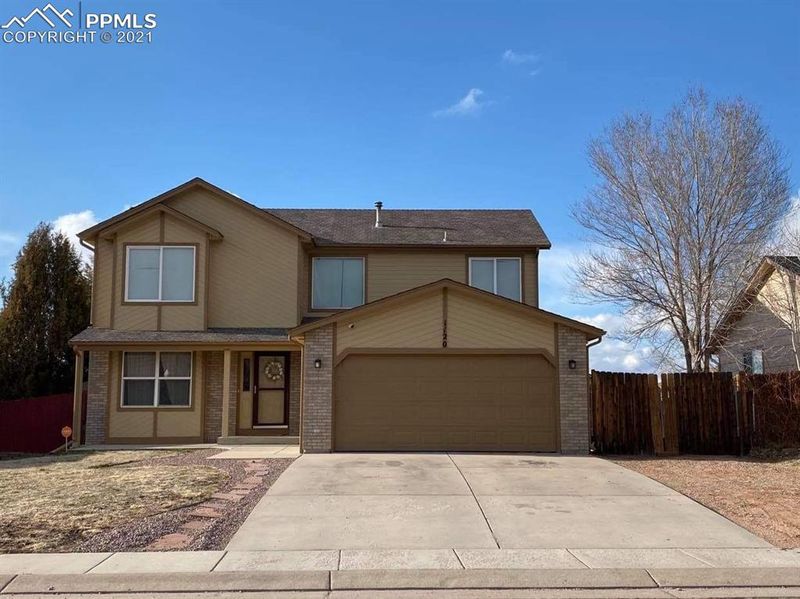 1120 Marsh Hawk Dr, Colorado Springs, CO 80911