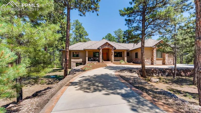 1120 Scottswood Dr, Monument, CO 80132