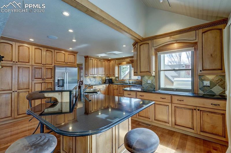 1120 N War Eagle Dr, Colorado Springs, CO 80919