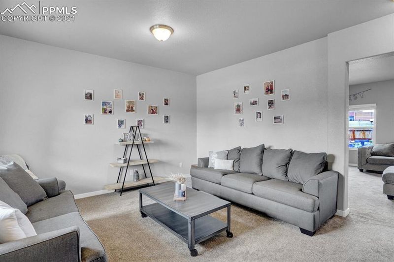 11201 Scenic Brush Dr, Peyton, CO 80831