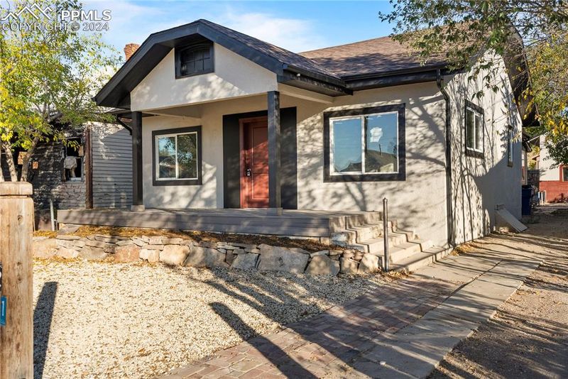 1121 E 8th St, Pueblo, CO 81001