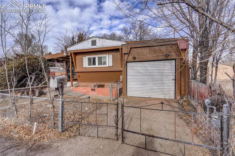 1121 Claiborne Rd, Colorado Springs, CO 80906