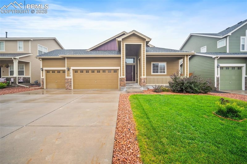 11214 Scenic Brush Dr, Peyton, CO 80831