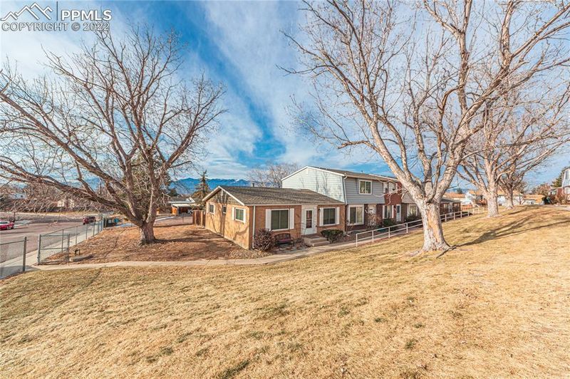 1122 Cree Dr, Colorado Springs, CO 80915