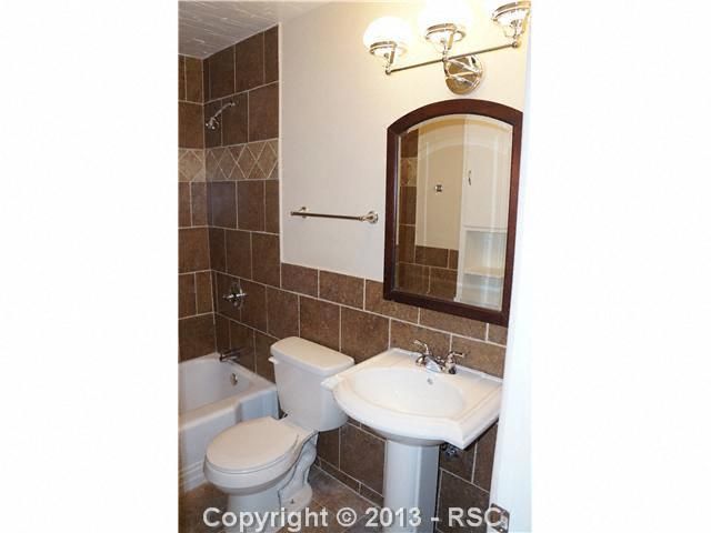1122 N Institute St, Colorado Springs, CO 80903