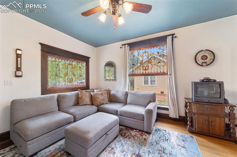 1124 Cedar St, Colorado Springs, CO 80903