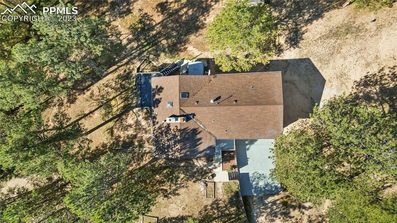 11240 Fawn Ln, Colorado Springs, CO 80908