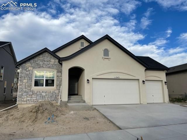 11243 Silver Cloud Dr, Colorado Springs, CO 80908