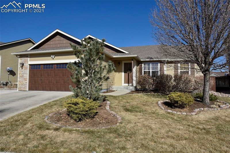 11250 Falling Star Rd, Fountain, CO 80817