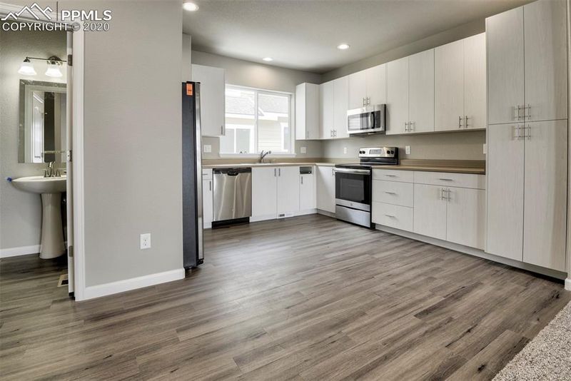 11250 Florence St #25D, Commerce City, CO 80640