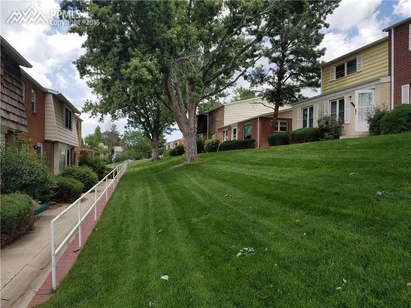 1126 Cree Dr, Colorado Springs, CO 80915