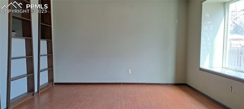 1126 Delaware Dr, Colorado Springs, CO 80909