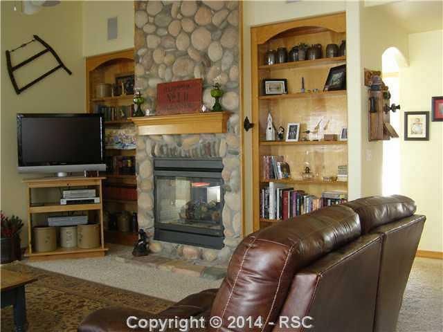 11267 Allendale Dr, Peyton, CO 80831