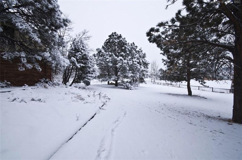 1127 Fuller Rd, Colorado Springs, CO 80920