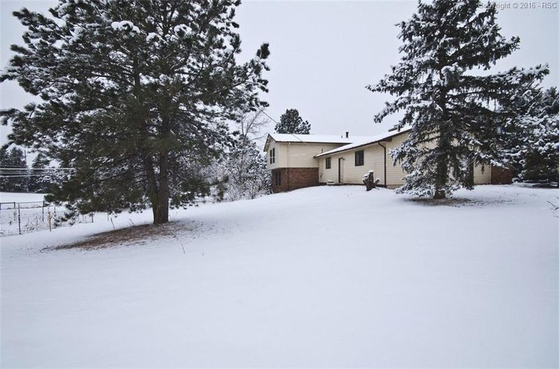 1127 Fuller Rd, Colorado Springs, CO 80920