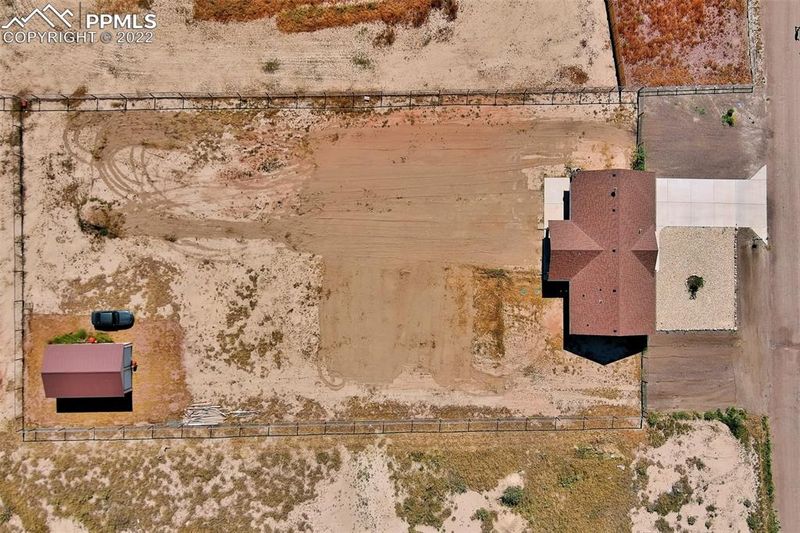 1129 E Buffalo Bill Ln, Pueblo, CO 81007