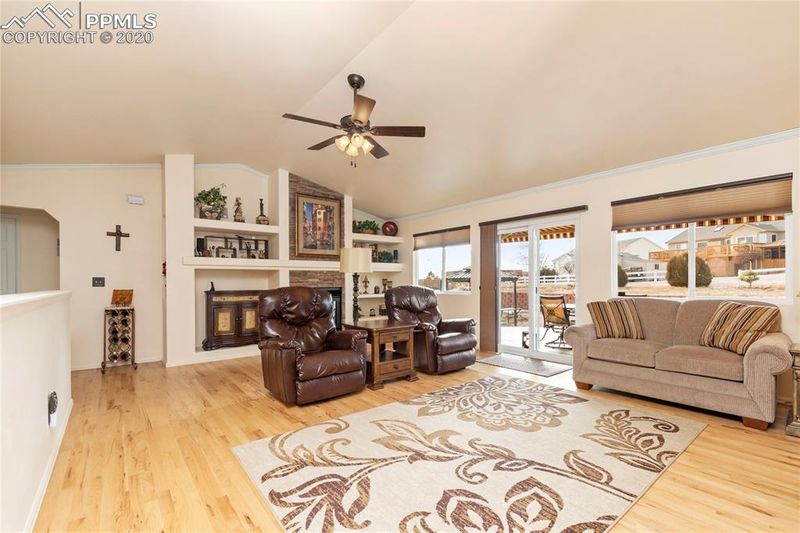 11298 Palmers Green Dr, Peyton, CO 80831